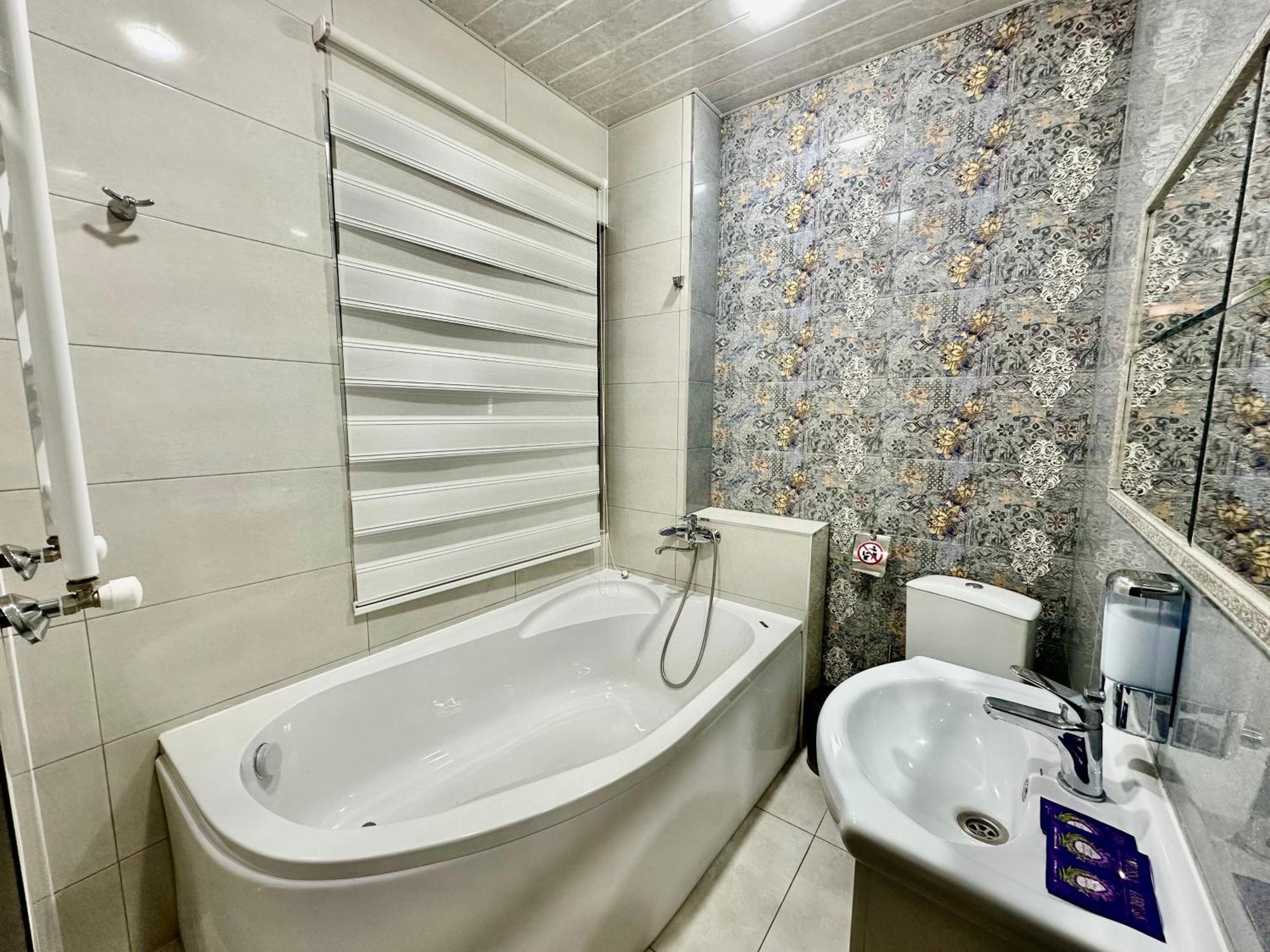 Tadevosyan Guest House Bjni Kültér fotó