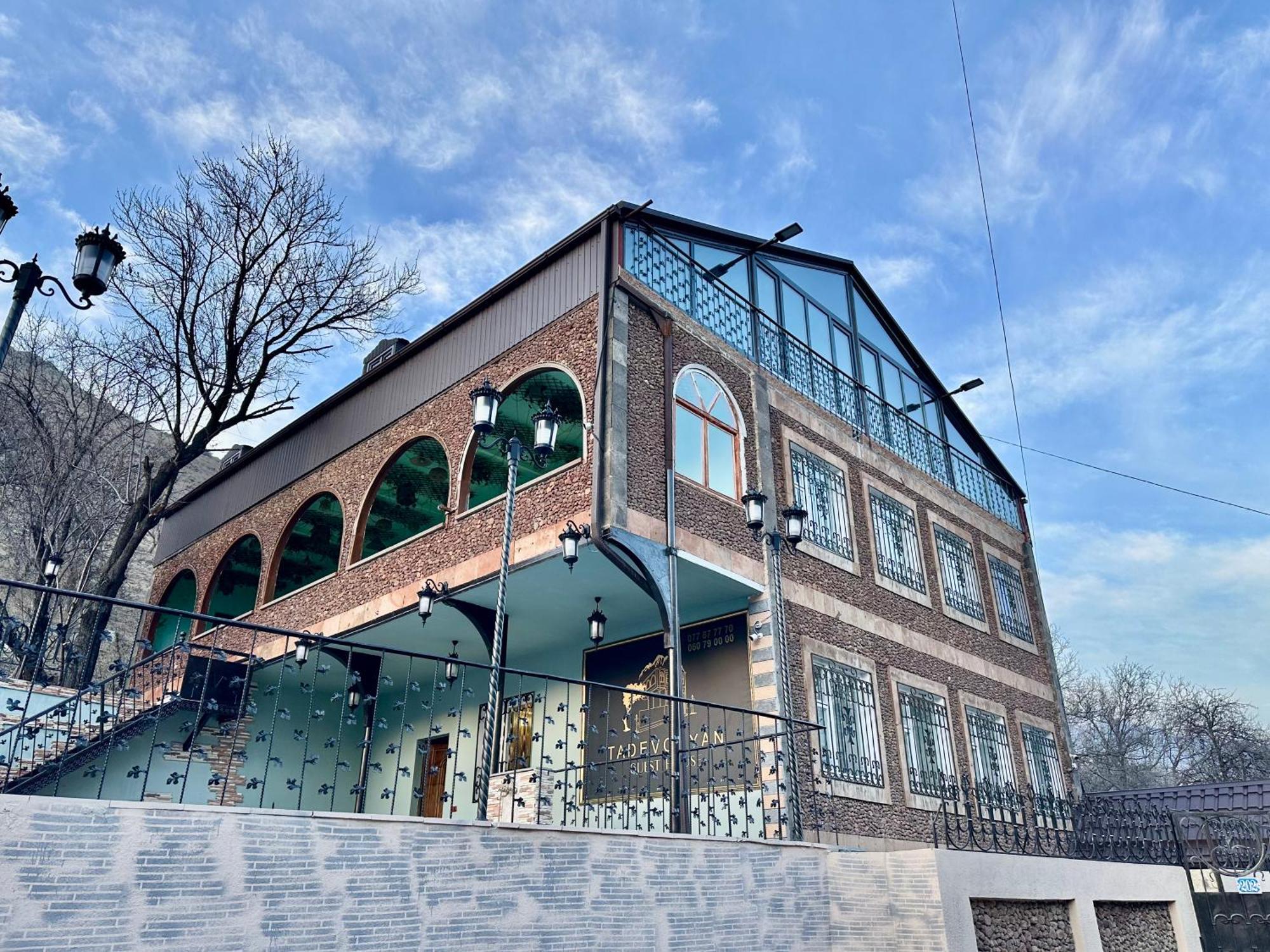 Tadevosyan Guest House Bjni Kültér fotó