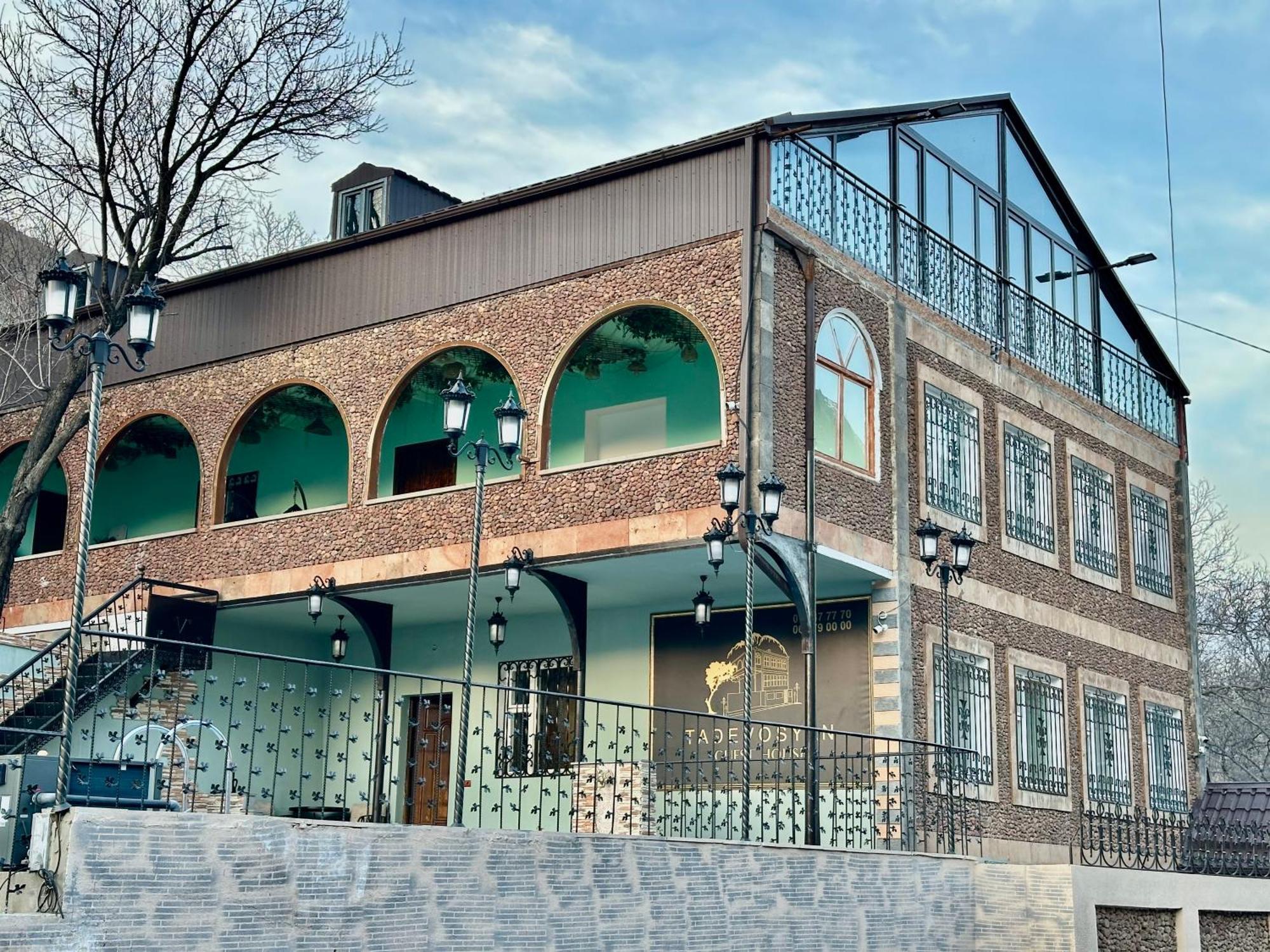 Tadevosyan Guest House Bjni Kültér fotó